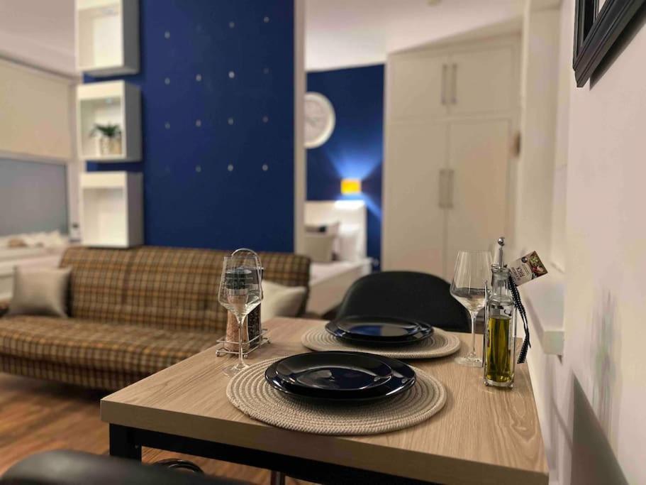 Modern Studio In Barbican Ec1 - Blue - F4 London Bagian luar foto